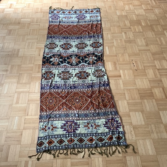 Viscose Scarf Made in India - Picture 4 of 13